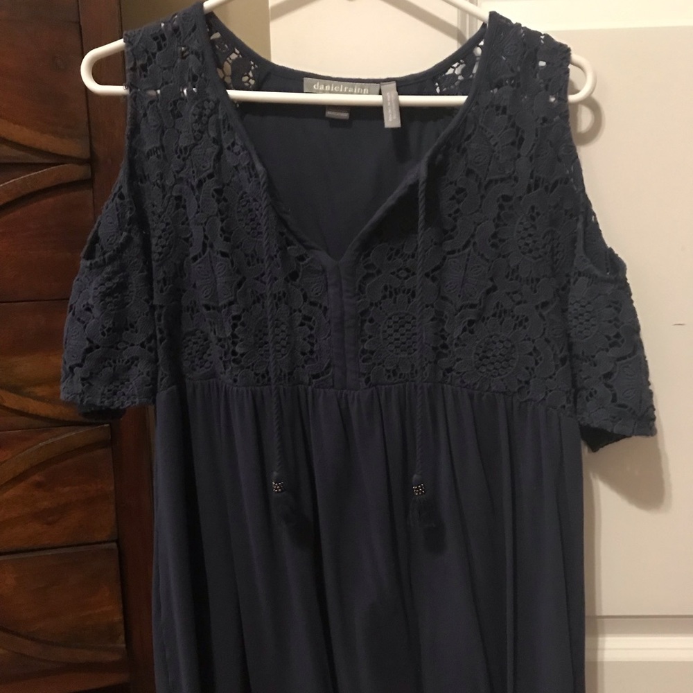 Daniel rainn a pea in the pod navy maternity top